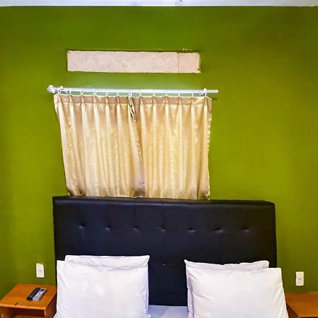 Hotel Reddoorz At Sentosa Jaya Helvetia Medan Exteriér fotografie