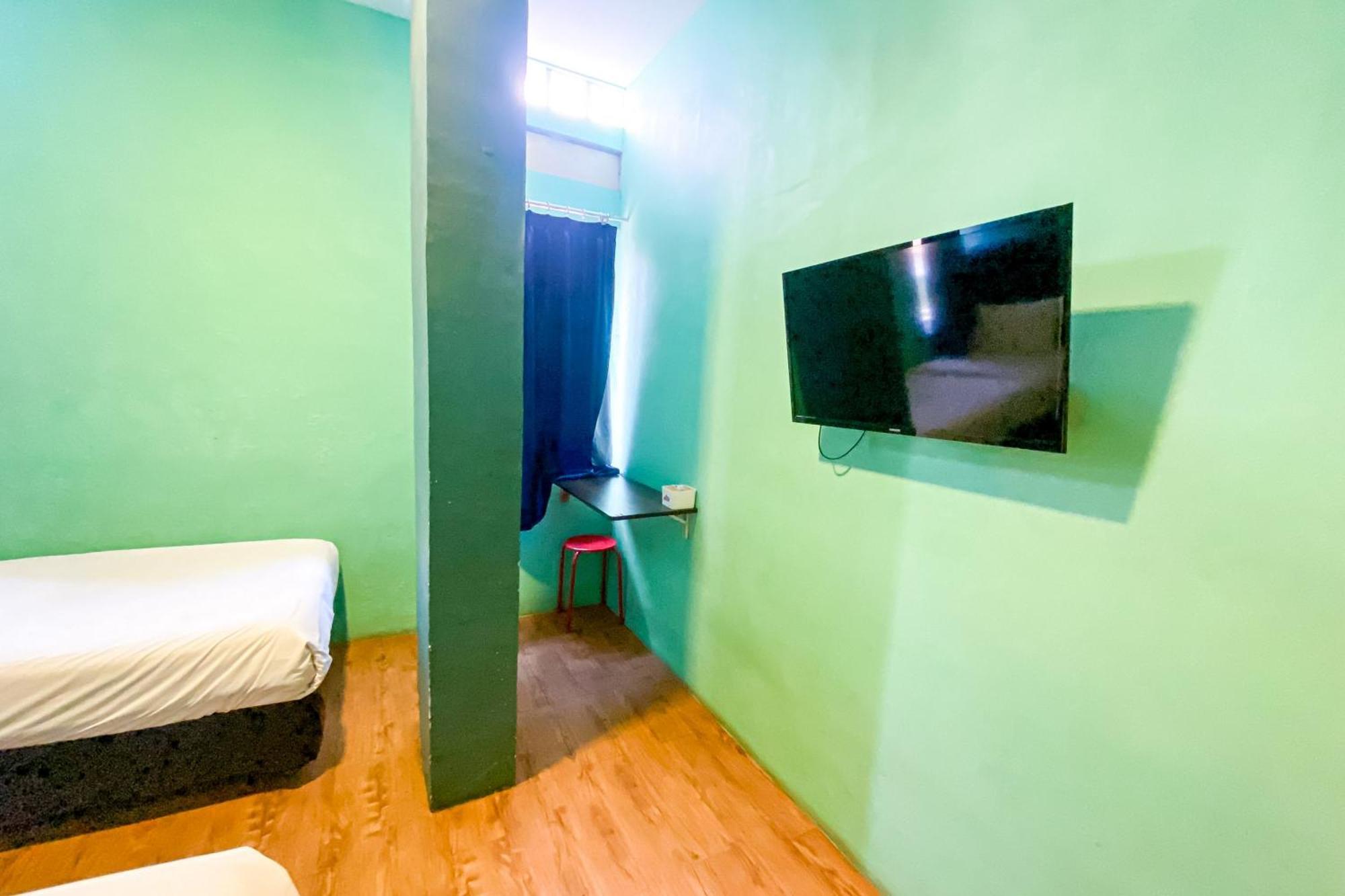Hotel Reddoorz At Sentosa Jaya Helvetia Medan Exteriér fotografie