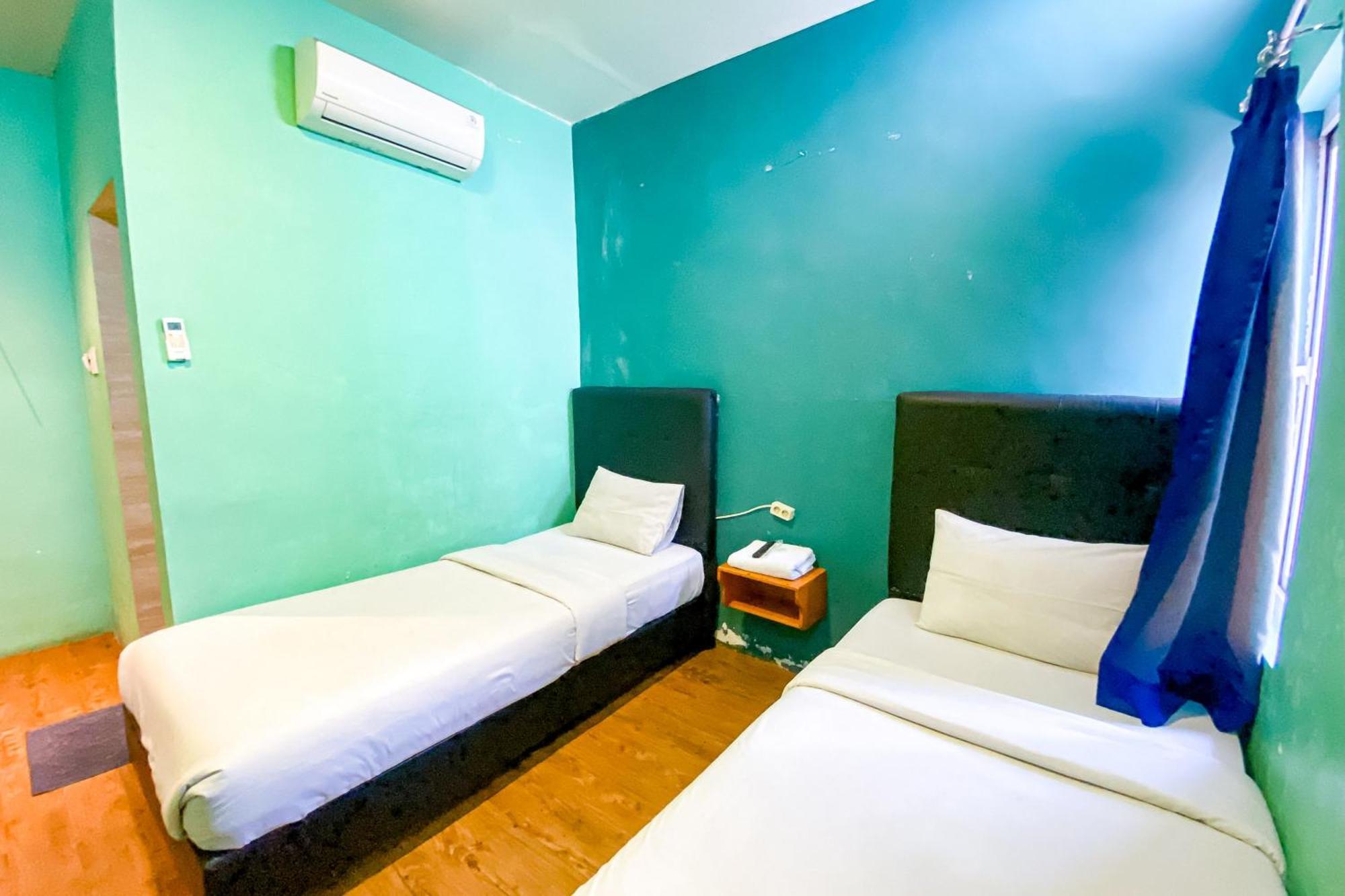 Hotel Reddoorz At Sentosa Jaya Helvetia Medan Exteriér fotografie